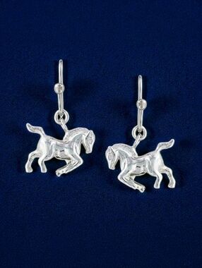 Montana Silversmiths Earrings Prancing‎ Horse Equestrian - Retail $40 - New